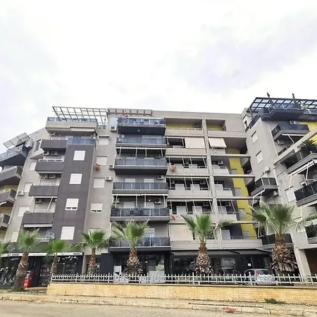 Bella Bay Apartment *
